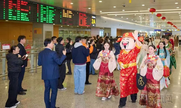 NEO浦东机场组织汉服巡游-善见摄