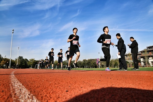 青岛航空安全员练就一招制敌好功夫-中国民航