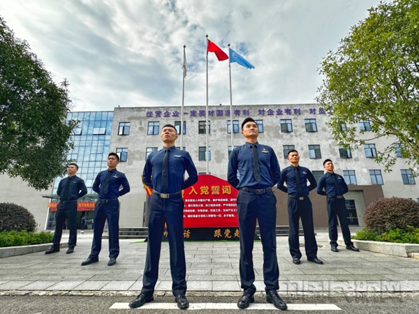 通讯员6.14132109