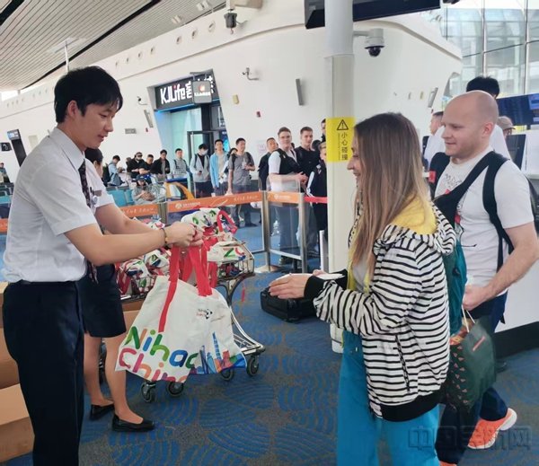 东航“中国旅游日”主题航班亮相多地-中国民航网
