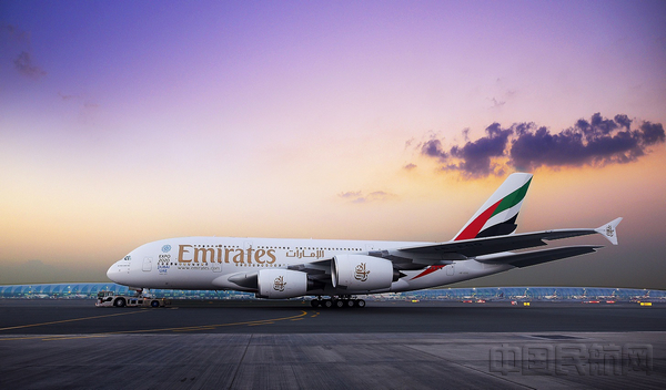 阿联酋航空8月8日广州航线重启旗舰机型空客A380.jpg